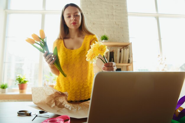 10 Clever Strategies to Fit Side Hustles Into Your Hectic Life